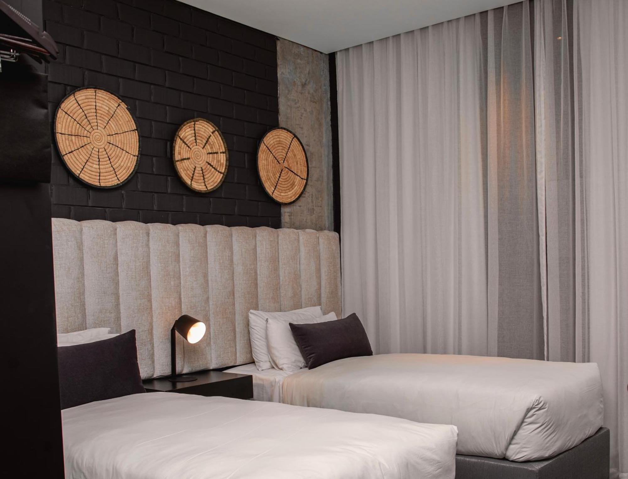 The Urban Hotel Lusaka Buitenkant foto
